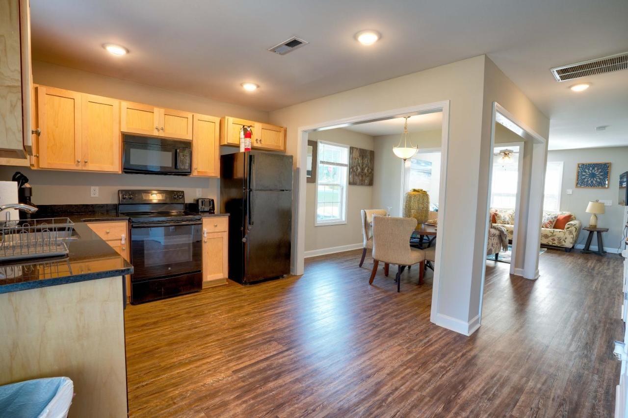 Kannapolis Elegant Townhouse - Pet Friendly Екстериор снимка